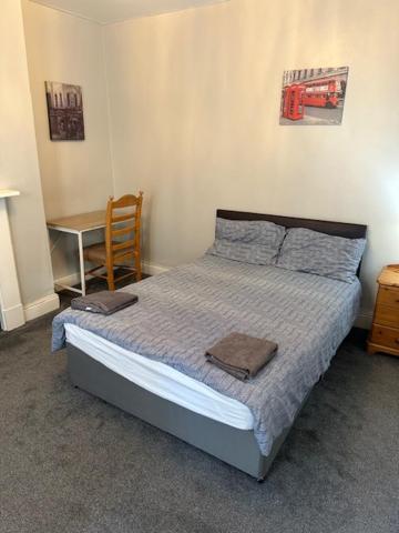 Luton Town House Near Airport Apartman Kültér fotó