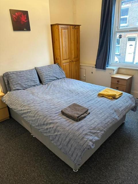 Luton Town House Near Airport Apartman Kültér fotó